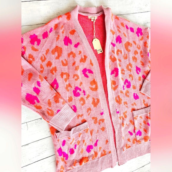 Jodifl Boutique Barbie Leopard Print Pink & Orange Sweater Cardigan W/ Pockets - Picture 6 of 10